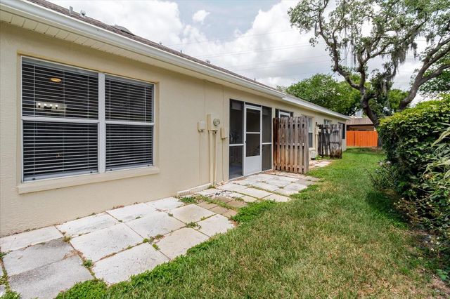 682 GREEN VALLEY ROAD C3, Palm Harbor, FL 34683