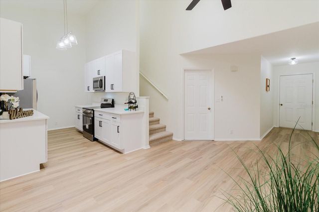 682 GREEN VALLEY ROAD C3, Palm Harbor, FL 34683
