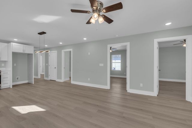 2812 E 46th Street, Chattanooga, TN 37407