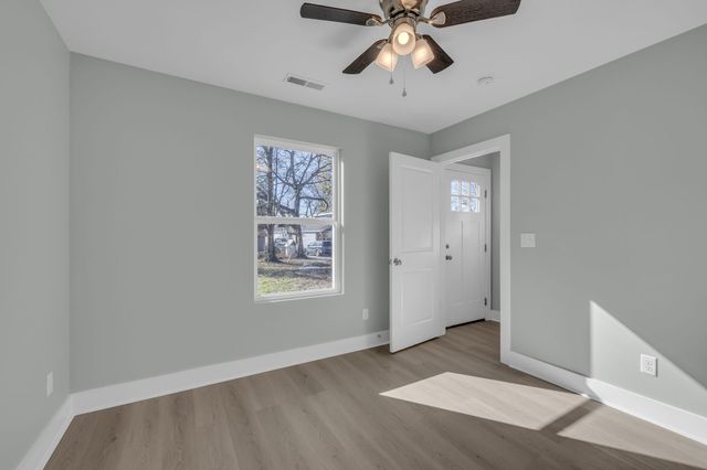 2812 E 46th Street, Chattanooga, TN 37407