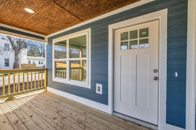 2812 E 46th Street, Chattanooga, TN 37407