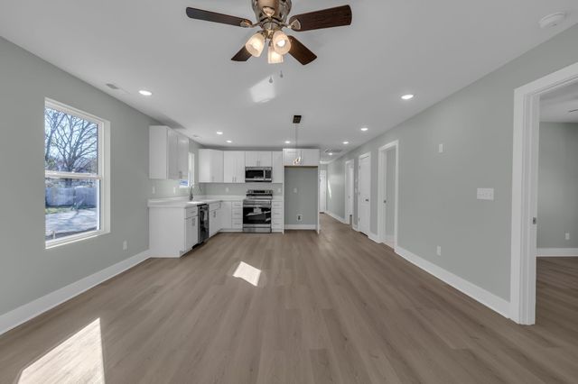 2812 E 46th Street, Chattanooga, TN 37407