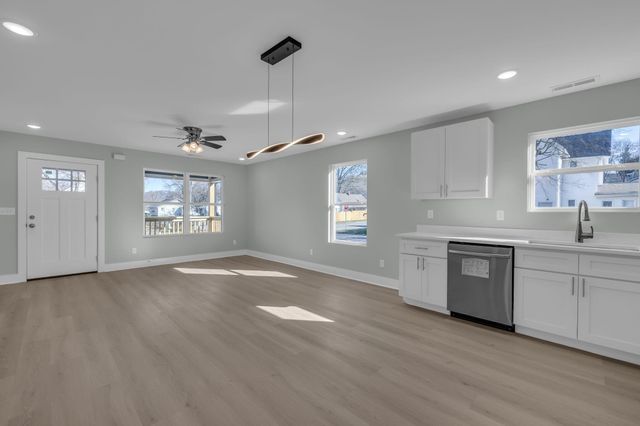 2812 E 46th Street, Chattanooga, TN 37407