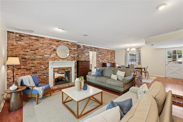 2862 Dunnington Circle, Atlanta, GA 30341
