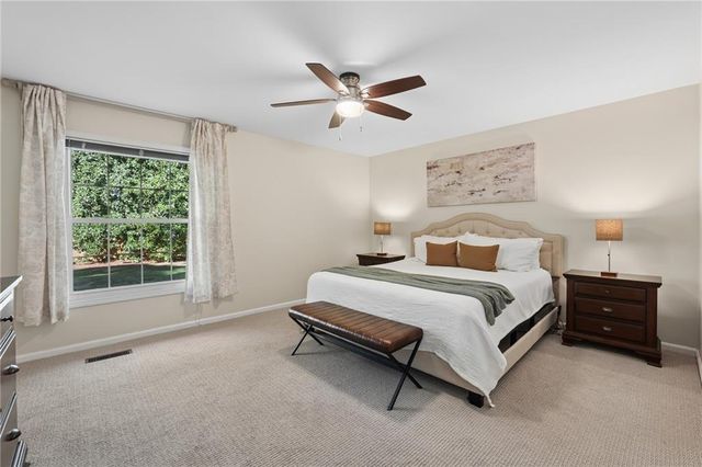 2862 Dunnington Circle, Atlanta, GA 30341