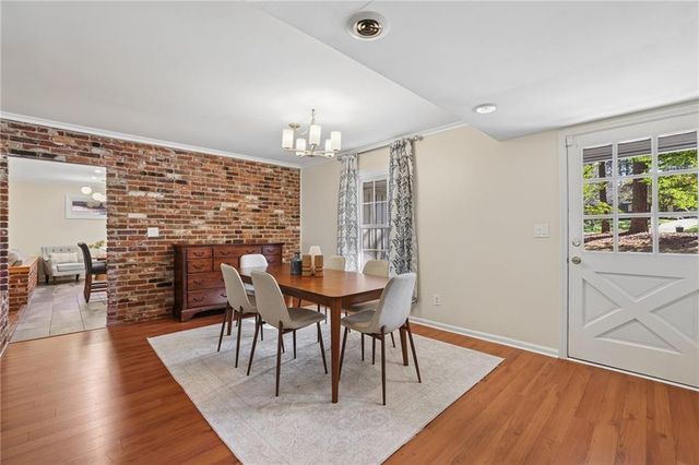 2862 Dunnington Circle, Atlanta, GA 30341