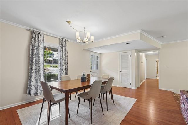 2862 Dunnington Circle, Atlanta, GA 30341