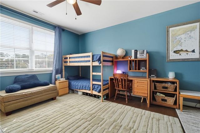 113 Stoneridge CT, Carrollton, VA 23314