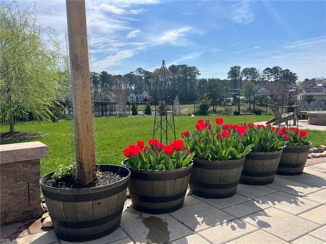 113 Stoneridge CT, Carrollton, VA 23314