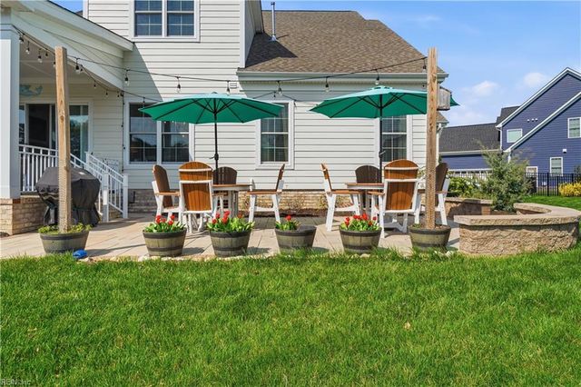 113 Stoneridge CT, Carrollton, VA 23314