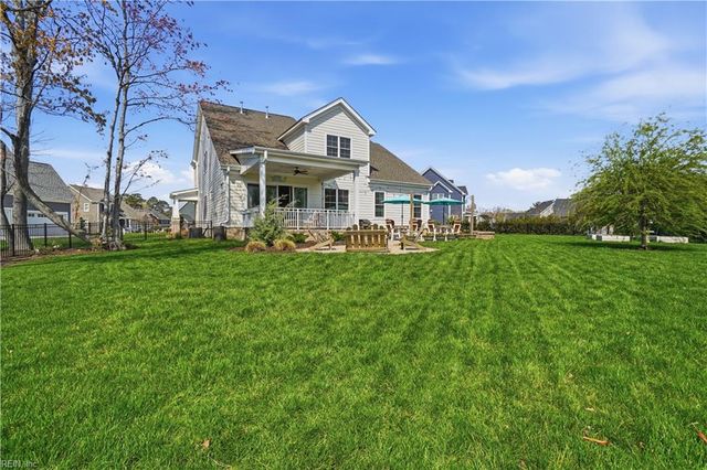 113 Stoneridge CT, Carrollton, VA 23314