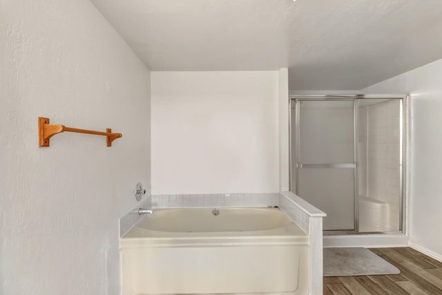 2066 Bogus Point Ct, Cool, CA 95614