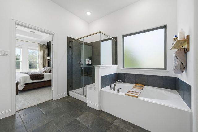 332 Ledstone Court, Rockwall, TX 75032