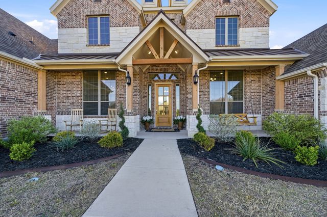 332 Ledstone Court, Rockwall, TX 75032