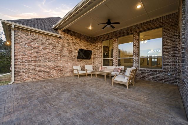 332 Ledstone Court, Rockwall, TX 75032