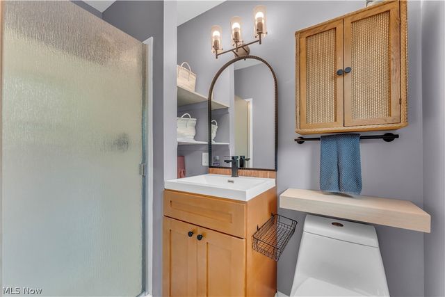 6827 Wooster Pike, Medina, OH 44256