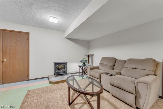 6827 Wooster Pike, Medina, OH 44256