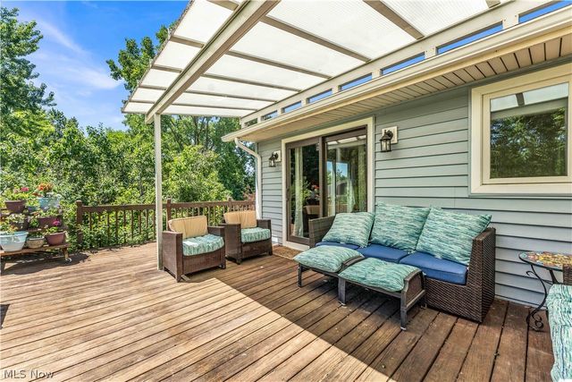 6827 Wooster Pike, Medina, OH 44256