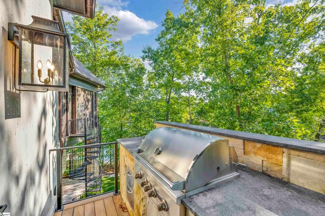 110 Waterfern Court, Six Mile, SC 29682