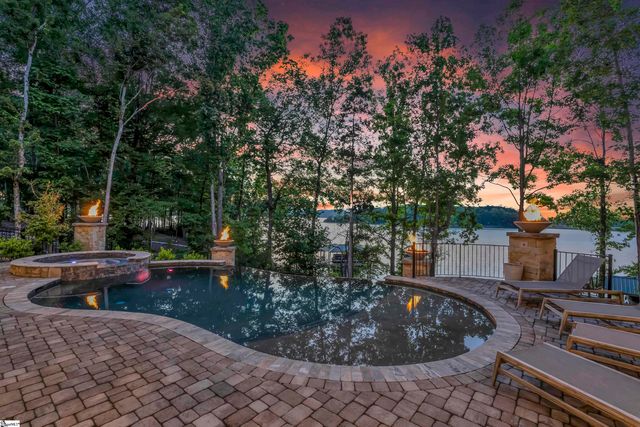 110 Waterfern Court, Six Mile, SC 29682