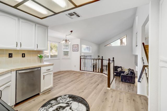 8536 Cord Way, Sacramento, CA 95828