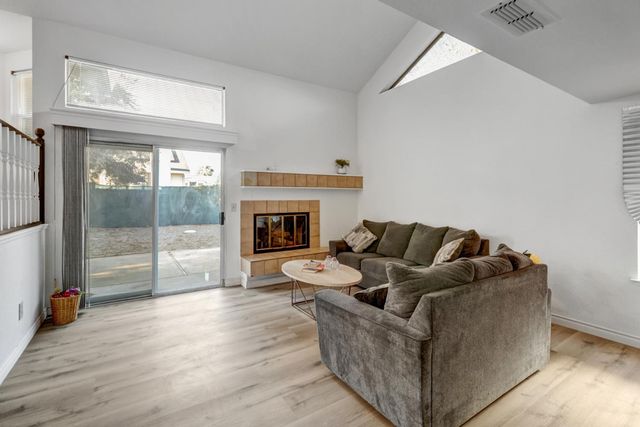 8536 Cord Way, Sacramento, CA 95828