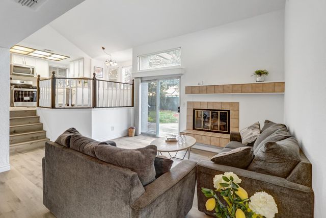 8536 Cord Way, Sacramento, CA 95828