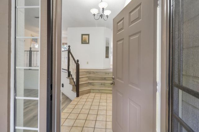 8536 Cord Way, Sacramento, CA 95828