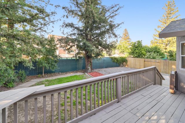 8536 Cord Way, Sacramento, CA 95828
