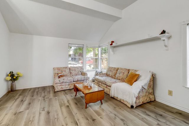 8536 Cord Way, Sacramento, CA 95828