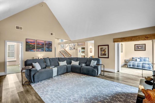 882 Alpine Heights Rd, Alpine, CA 91901