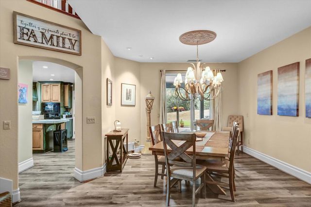 882 Alpine Heights Rd, Alpine, CA 91901