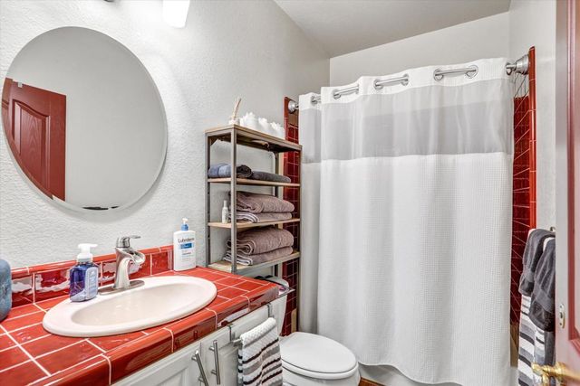 882 Alpine Heights Rd, Alpine, CA 91901