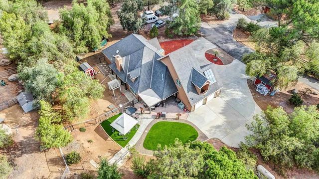 882 Alpine Heights Rd, Alpine, CA 91901