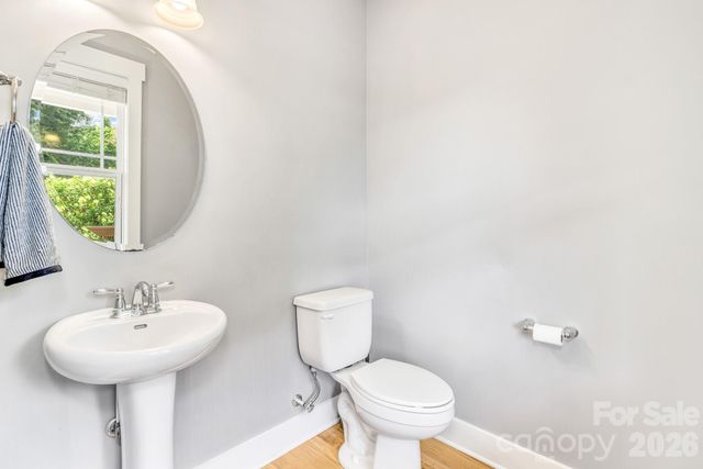18 Byrdcliffe Lane, Asheville, NC 28805