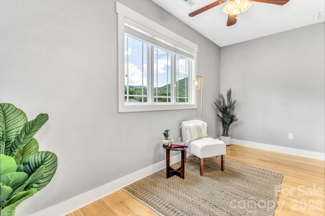 18 Byrdcliffe Lane, Asheville, NC 28805