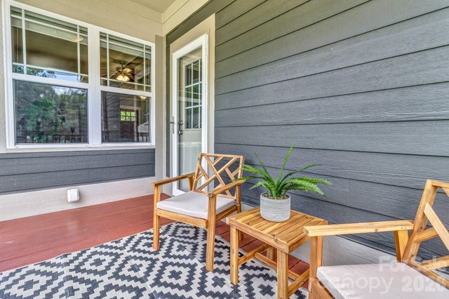 18 Byrdcliffe Lane, Asheville, NC 28805