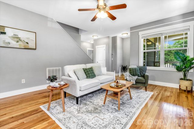 18 Byrdcliffe Lane, Asheville, NC 28805