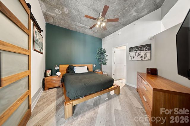 210 N Church Street 2813, Charlotte, NC 28202