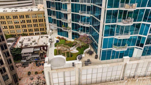 210 N Church Street 2813, Charlotte, NC 28202