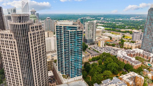 210 N Church Street 2813, Charlotte, NC 28202