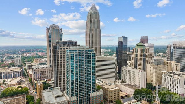 210 N Church Street 2813, Charlotte, NC 28202