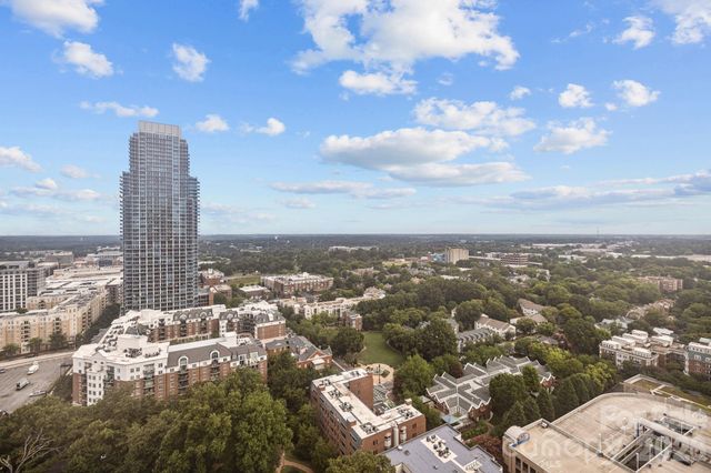 210 N Church Street 2813, Charlotte, NC 28202