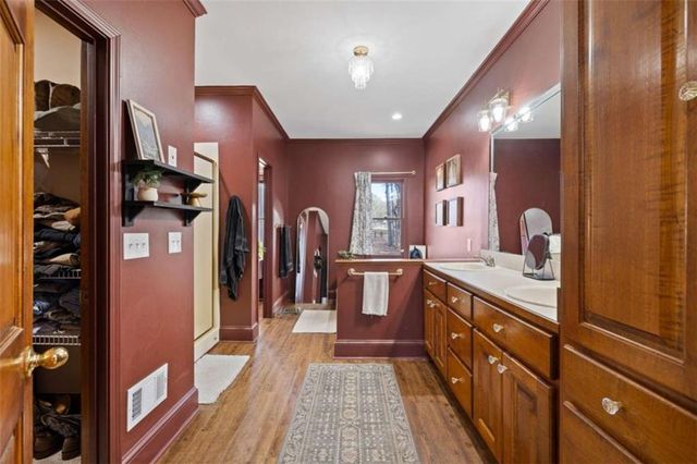 1297 HODGES Circle, Mansfield, GA 30055