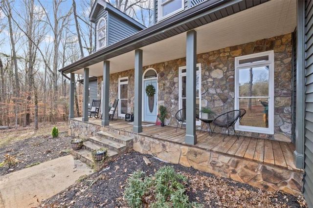 1297 HODGES Circle, Mansfield, GA 30055