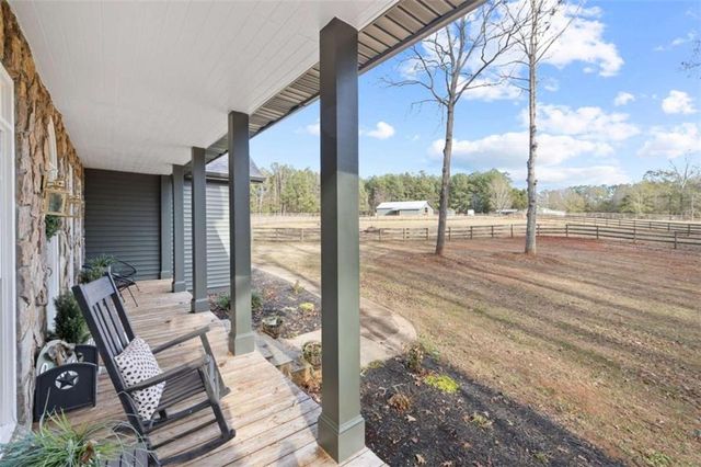 1297 HODGES Circle, Mansfield, GA 30055