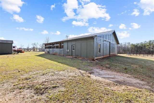 1297 HODGES Circle, Mansfield, GA 30055