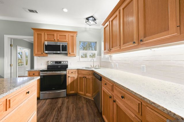 39354 Meadowbrook Ave, Prairieville, LA 70769