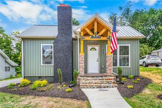 217 Center Street, Thomasville, NC 27360