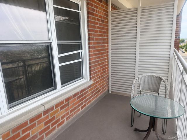 855 Broadway E 5C, Long Beach, NY 11561